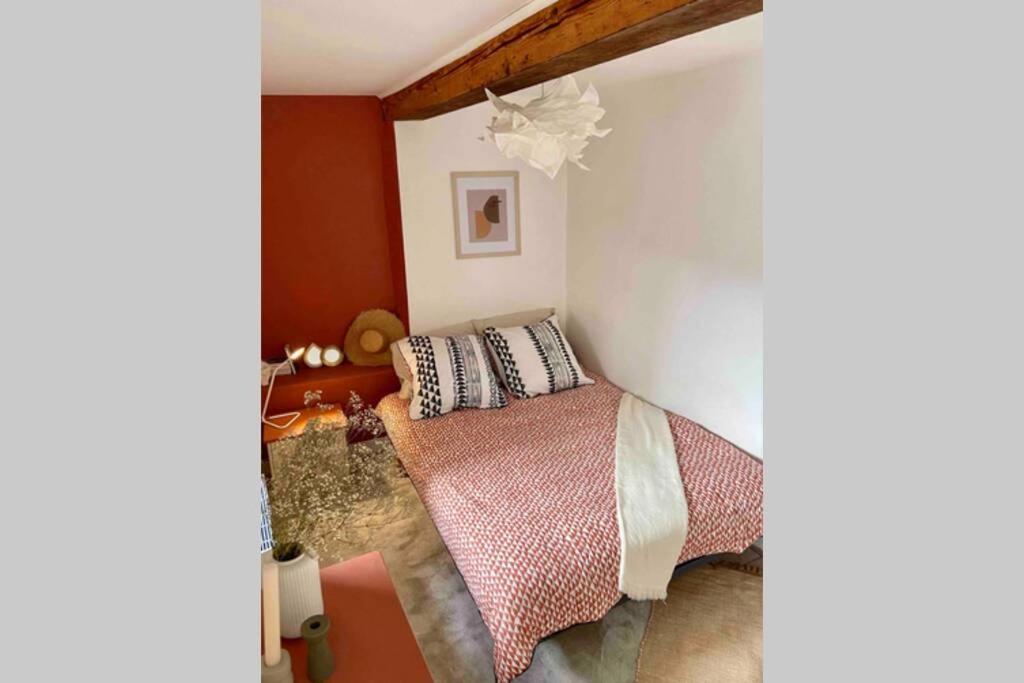 Superbe Appartement En Pierre Fraichement Renove Bernis Exteriör bild